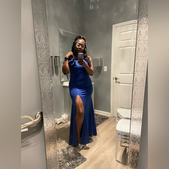 💙 Sleeveless One Shoulder Ruffle High Split Evening Long Formal Dress 💙 - Picture 3 of 6